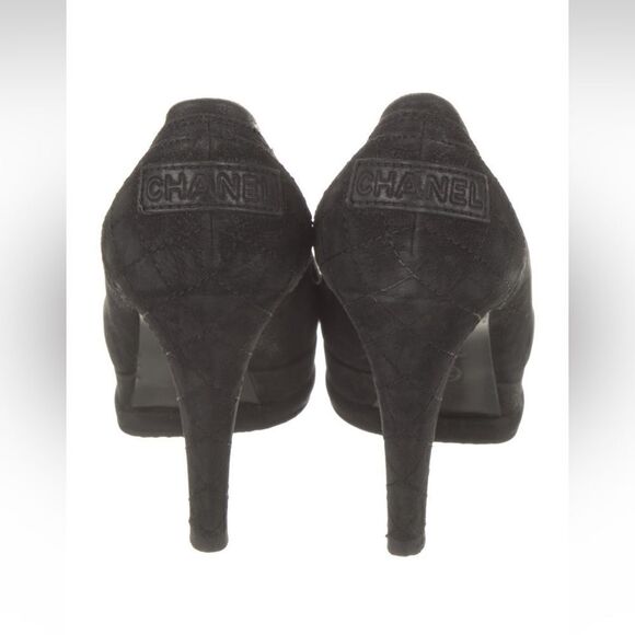Chanel 2012 Quilted Pattern Pumps Black Heels sz 6.5 - Picture 2 of 16